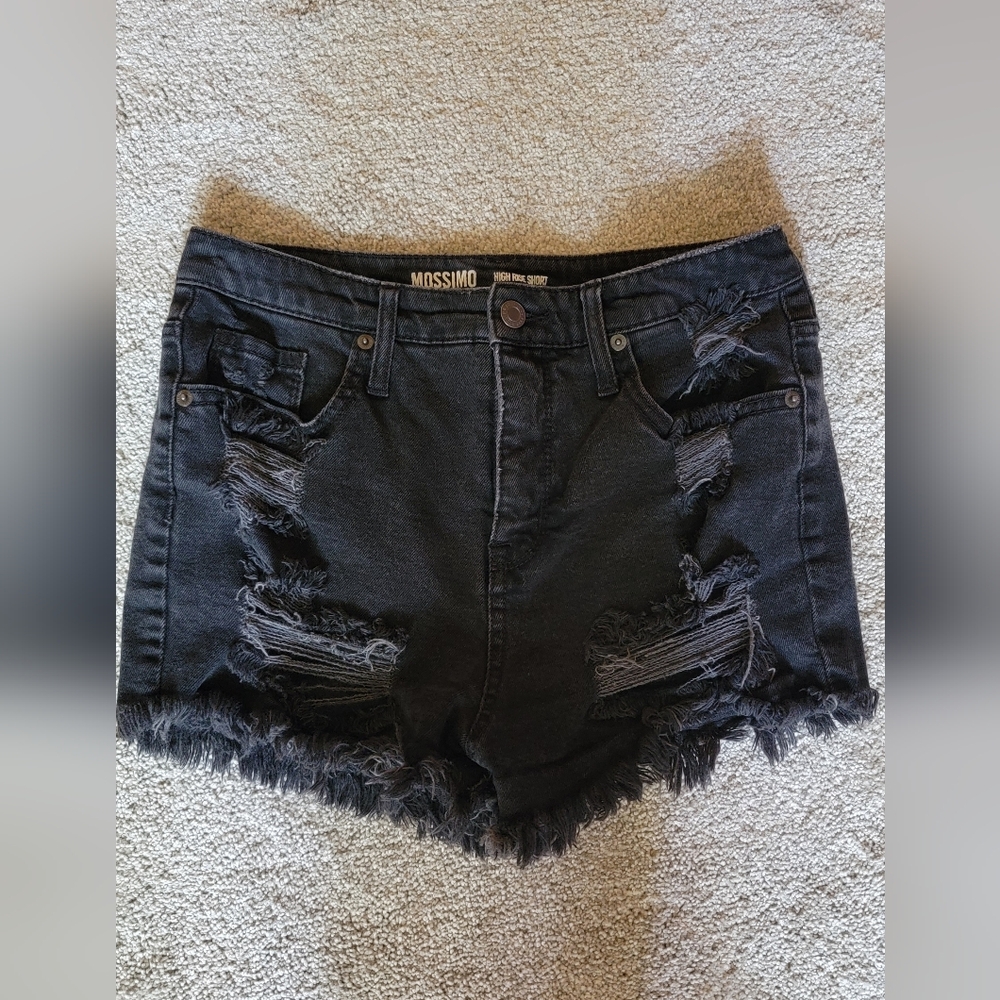 Mossimo ripped shorts